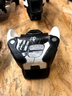 Rossignol Sky 7 HD (2017) - NIEUW -Ski board Verkoop SalomonWarden13MNC Front b5bfe844 971d 4379 844a eebcb69d4920